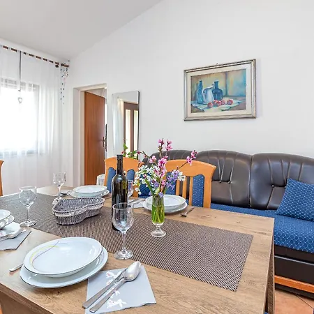 Apartments Junek *