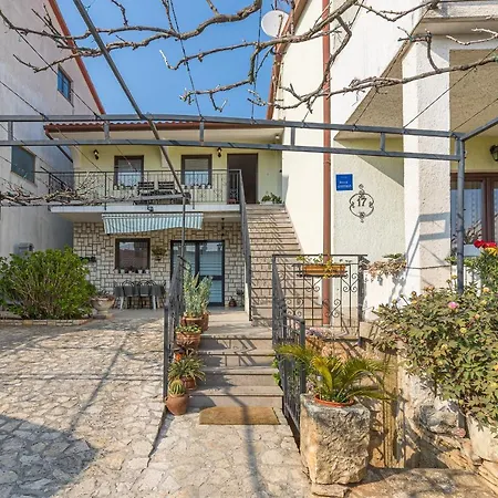 Apartments Junek *